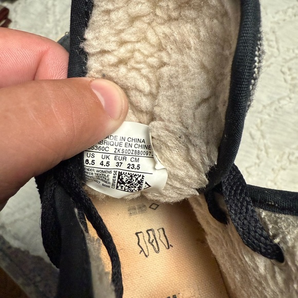 Converse Women’s High Top Elise Faux Fur Sneakers - Picture 6 of 6